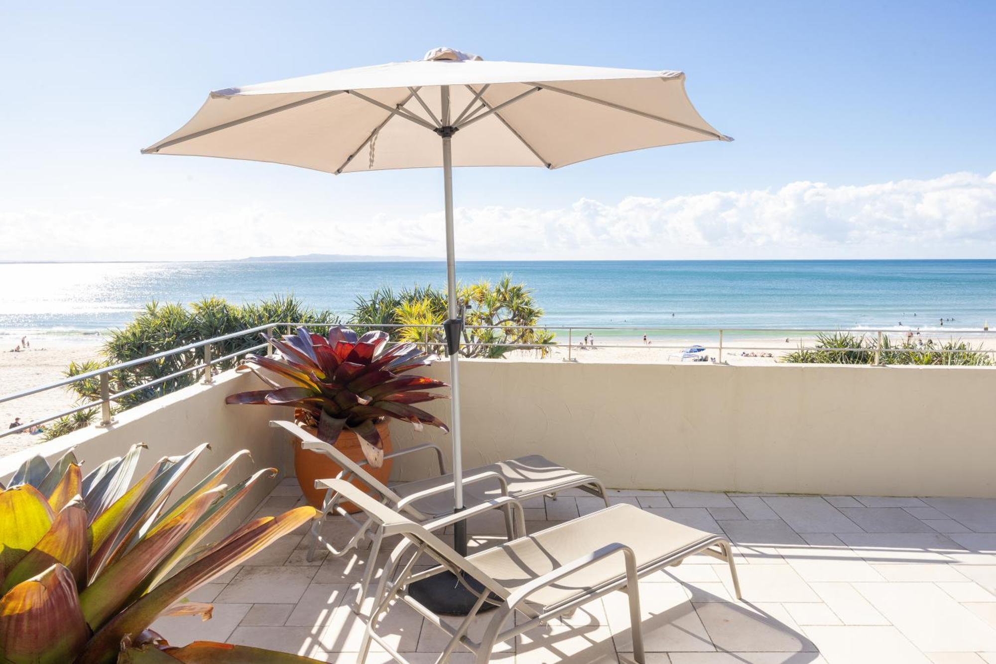 Portofino 7 Beachfront Penthouse Apartment Noosa Heads Exterior photo